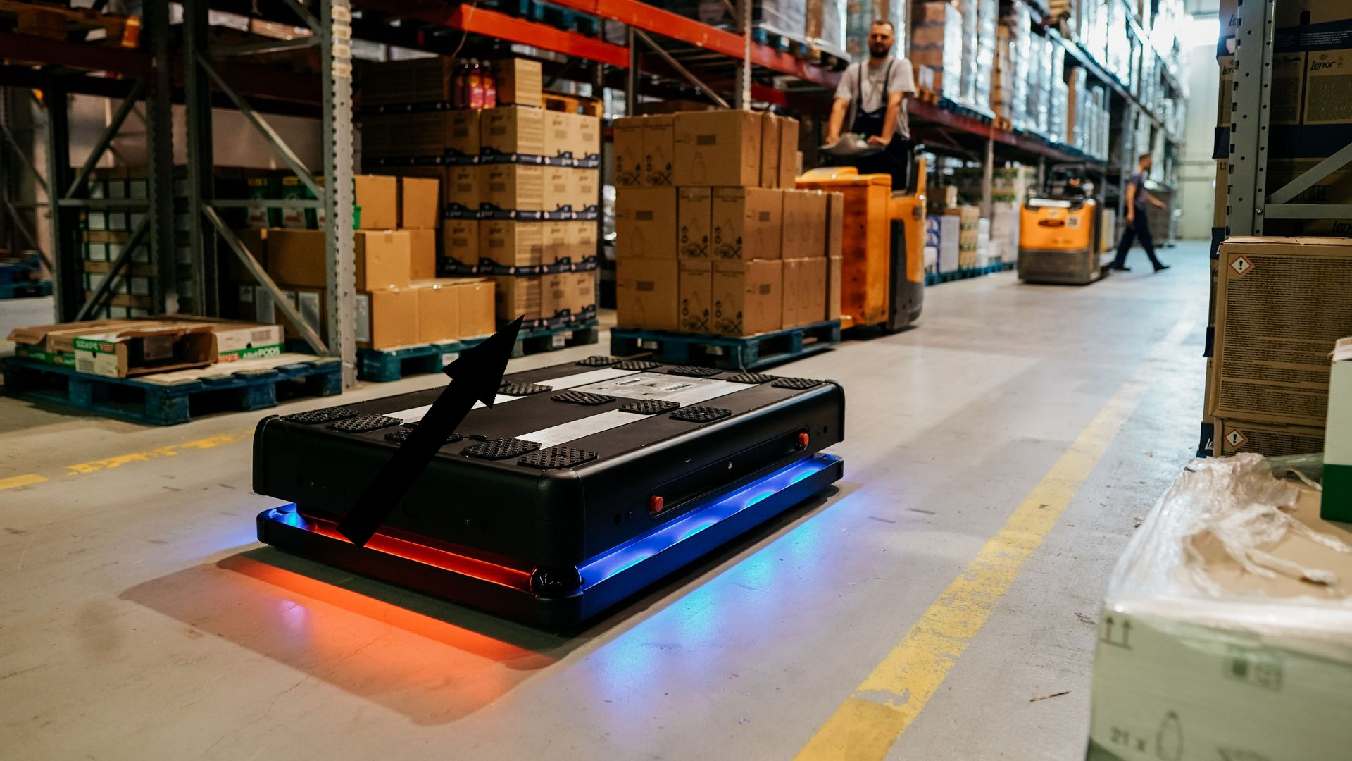 Роботы-доставщики нового поколения: Neolithic X6 набирает скорость